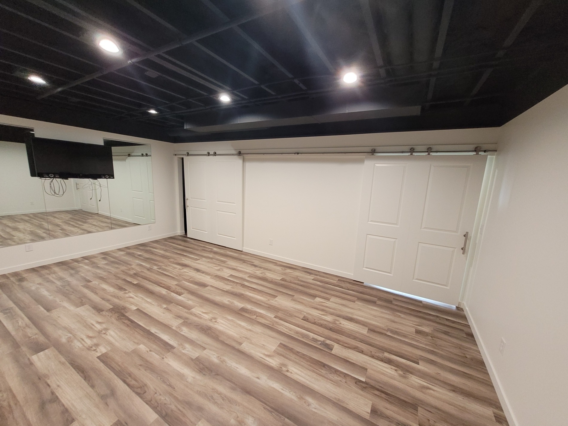 Custom Soundproof Studio